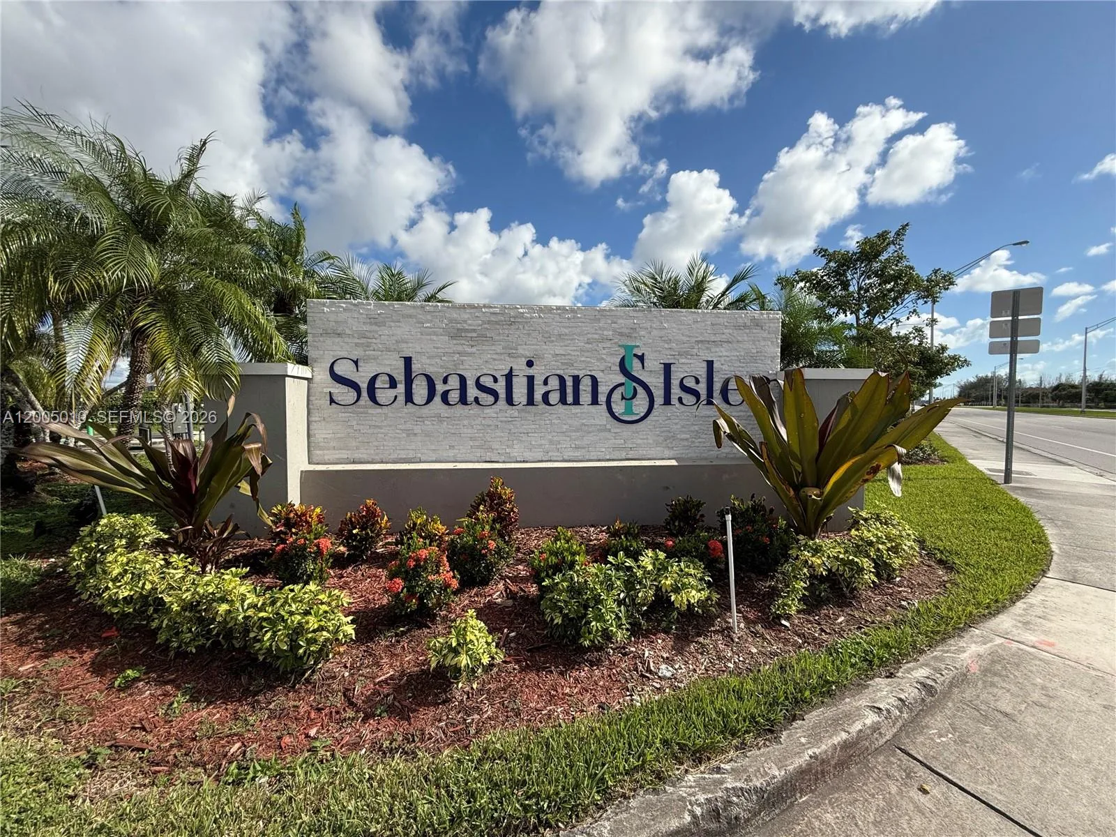 529 NE 1st Dr, Florida City, FL 33034