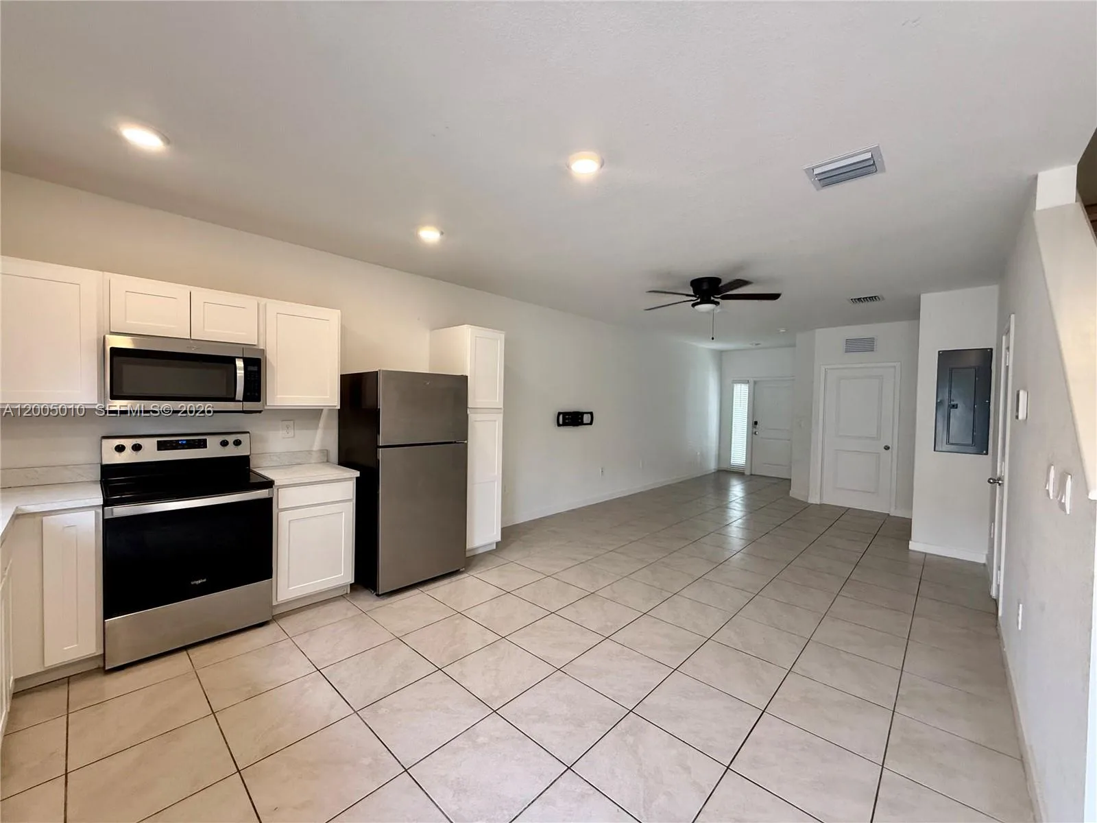 529 NE 1st Dr, Florida City, FL 33034 photo 6