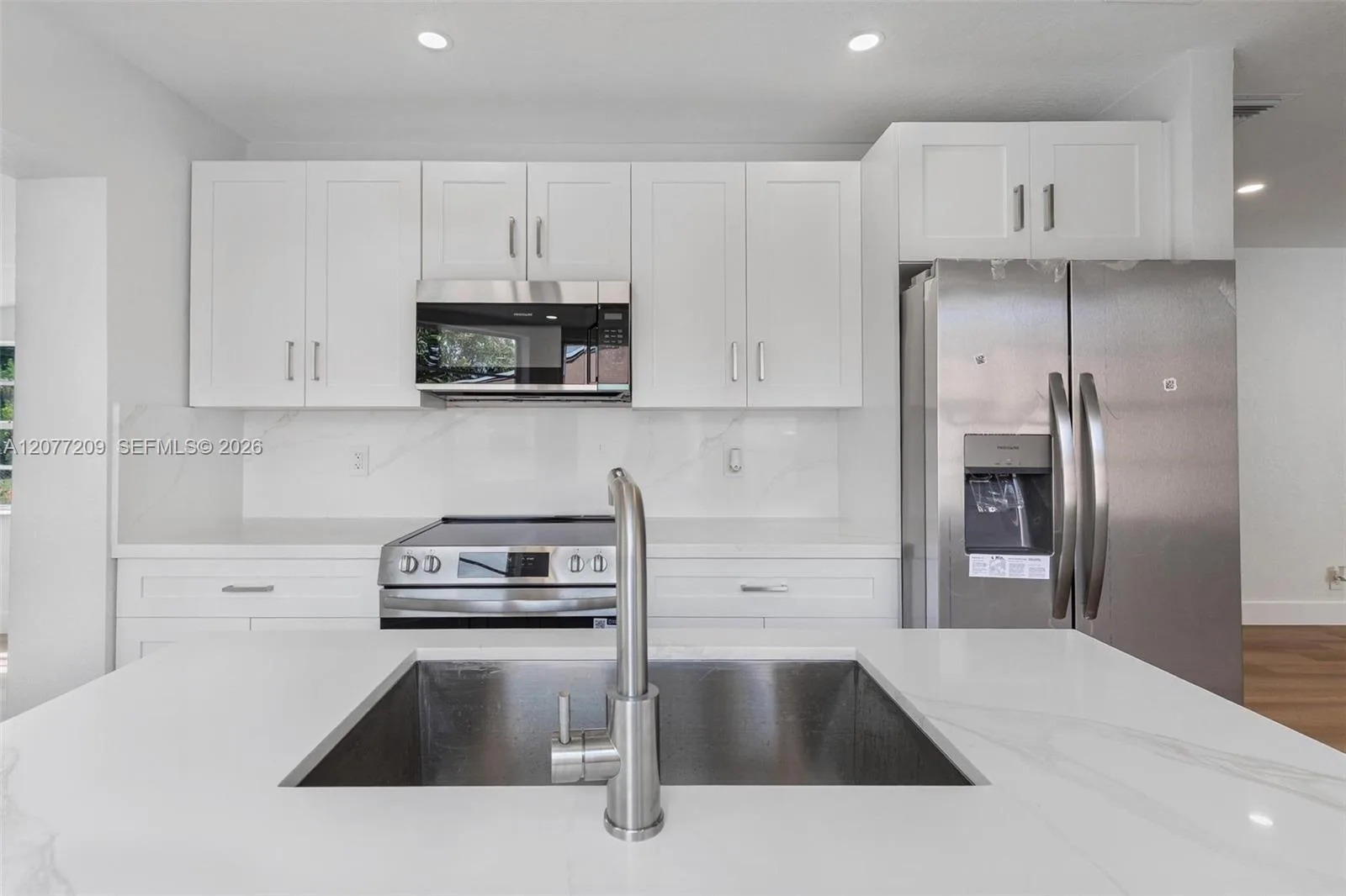 2839 Mayo St, Hollywood, FL 33020 photo 10