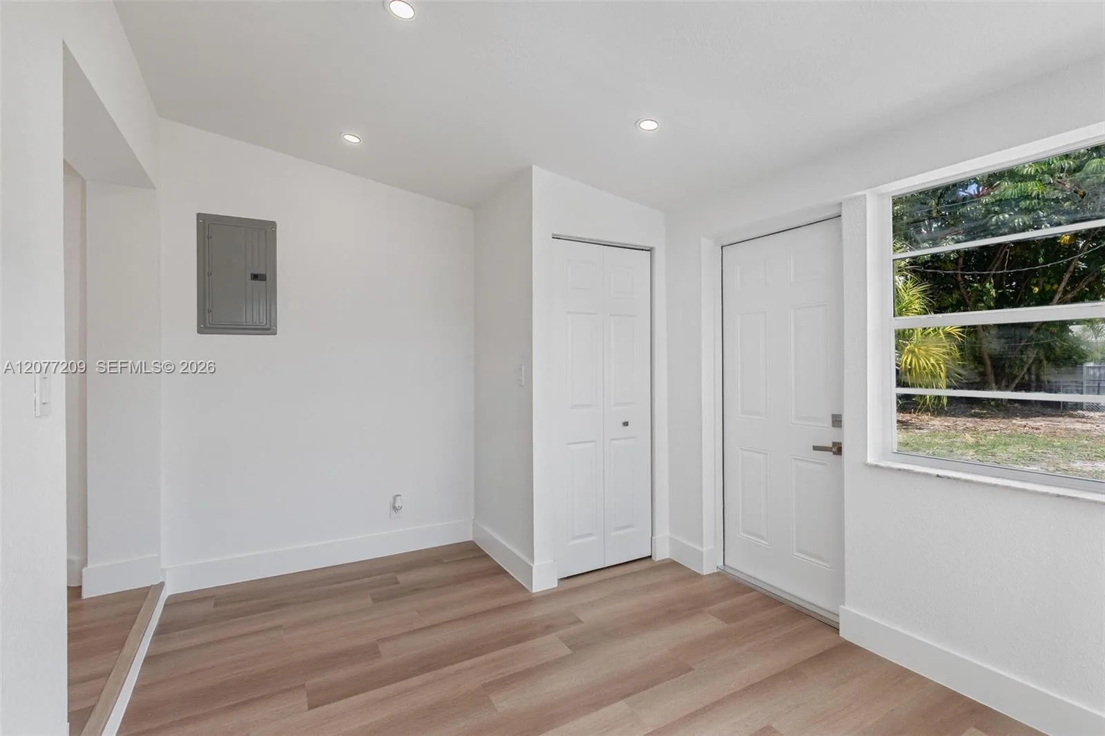 2839 Mayo St, Hollywood, FL 33020 photo 12