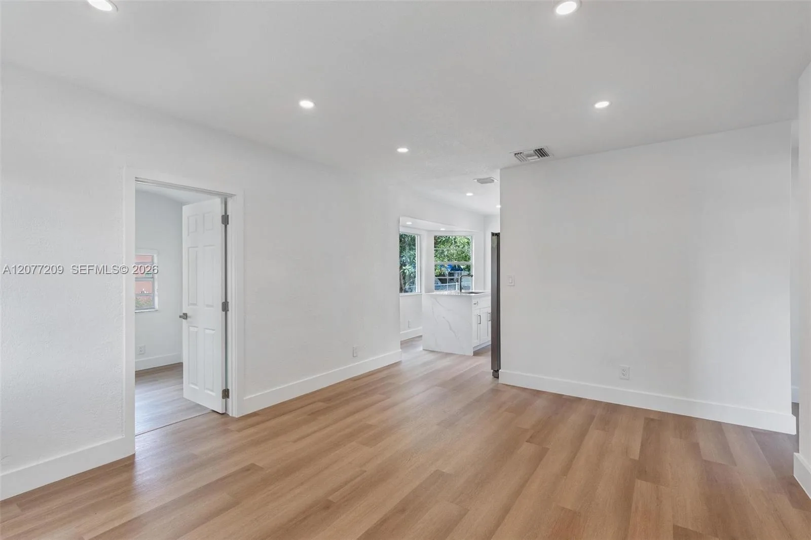 2839 Mayo St, Hollywood, FL 33020 photo 4