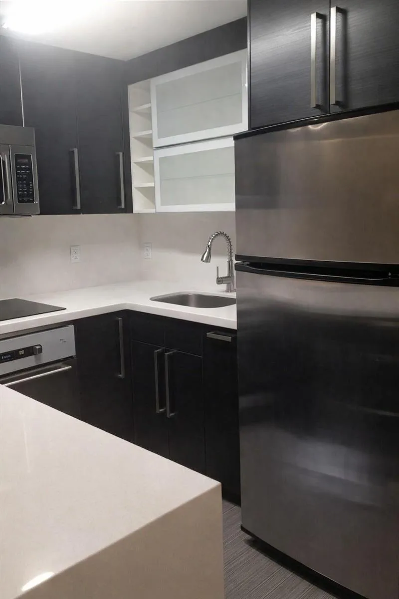 2020 NE 135TH Street # 502, North Miami, FL 33181 — zdjęcie 4