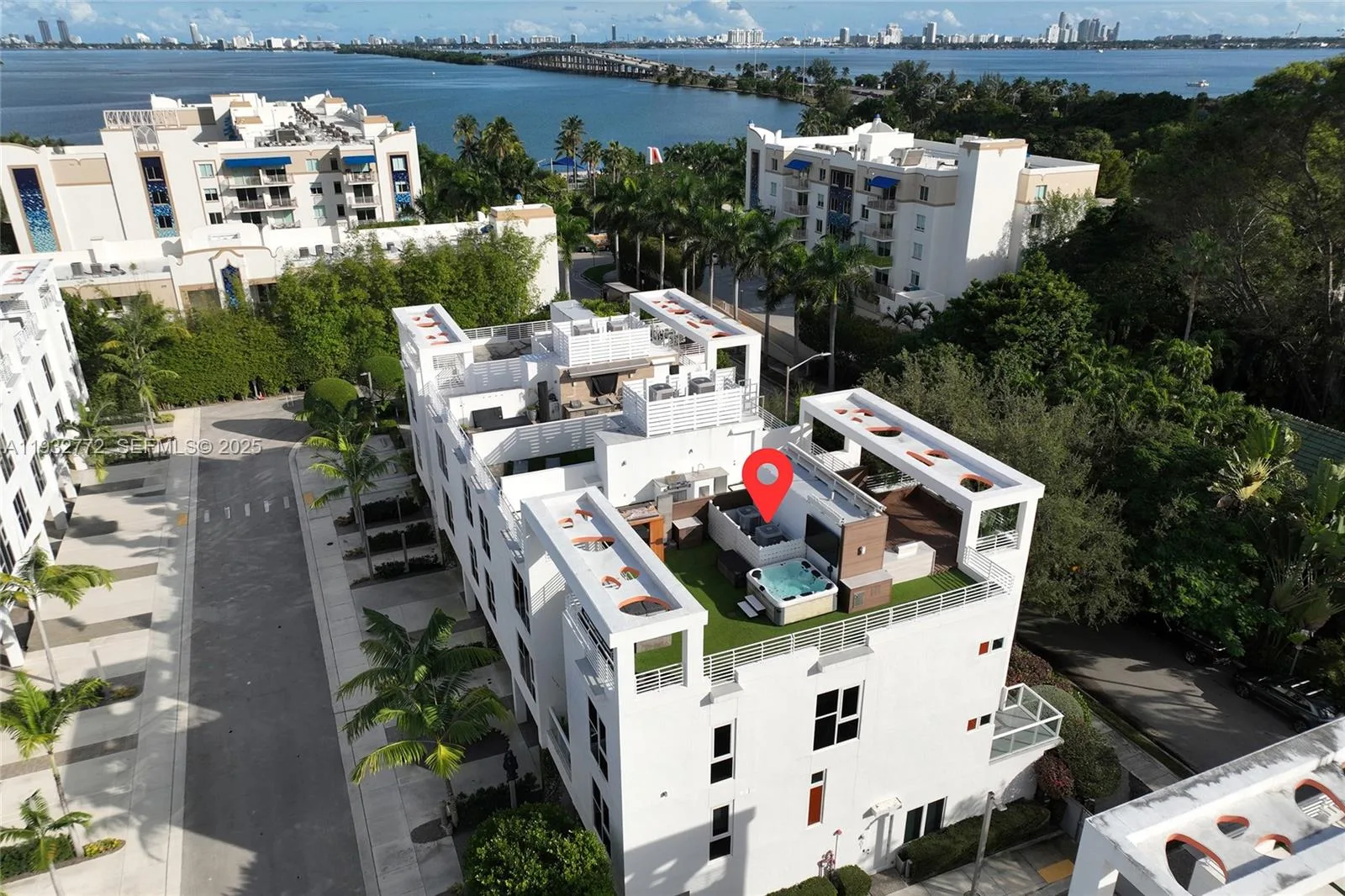 455 NE 39th St # 202, Miami, FL 33137