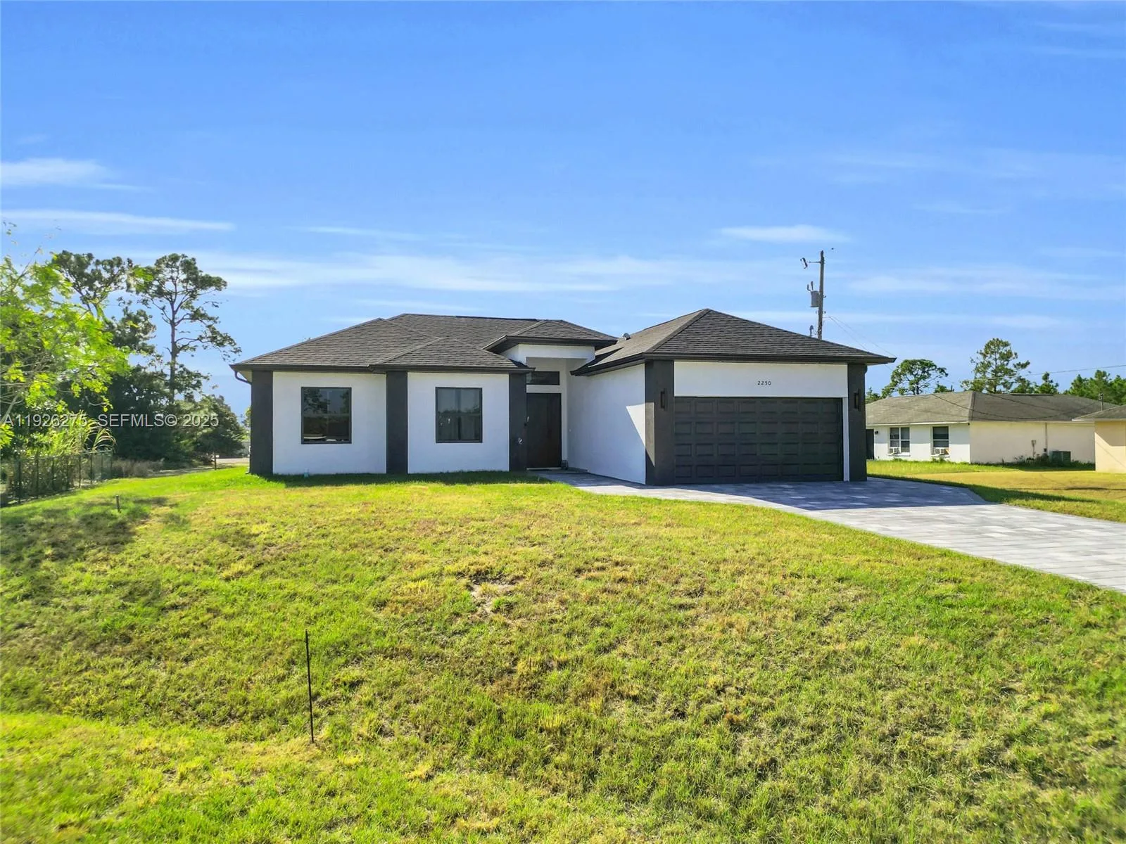 2250 10th Ter, Lehigh Acres, FL 33936 photo 3