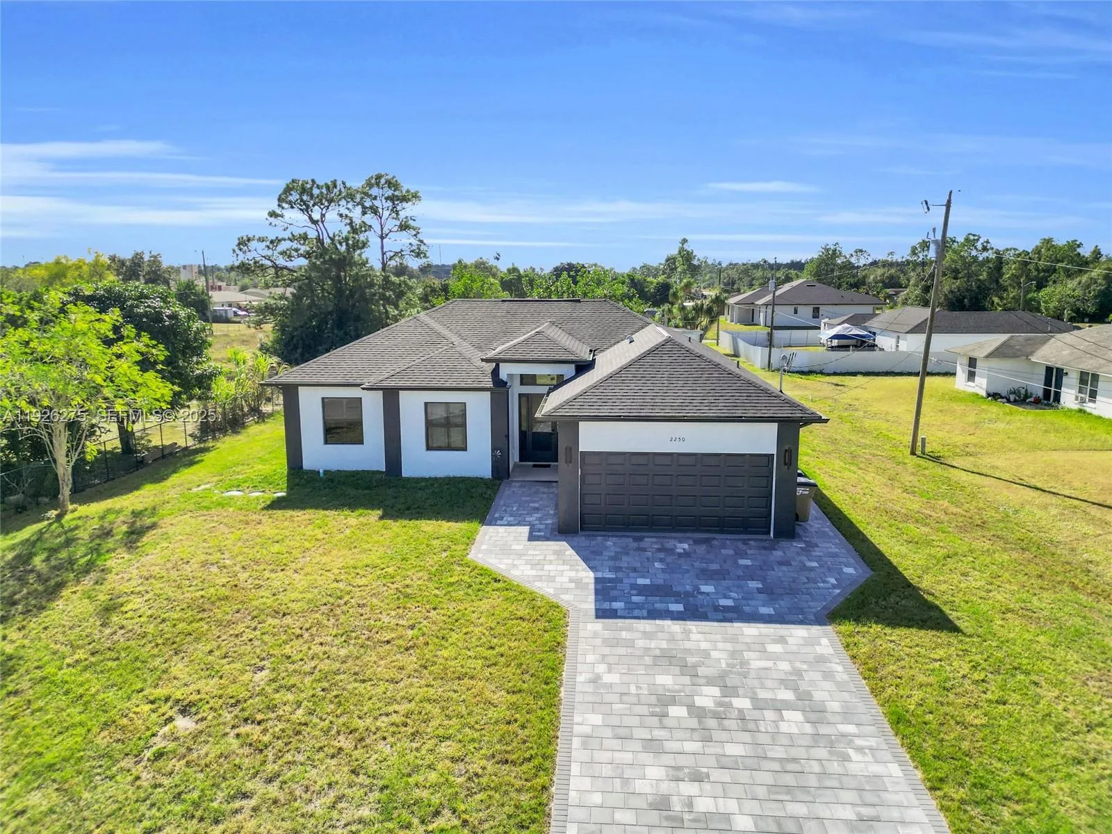 2250 10th Ter, Lehigh Acres, FL 33936 photo 5