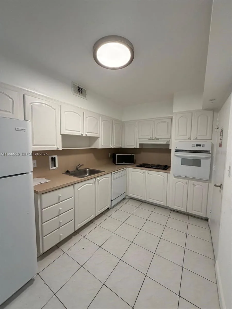4001 S Ocean Dr # 4H, Hollywood, FL 33019 photo 5