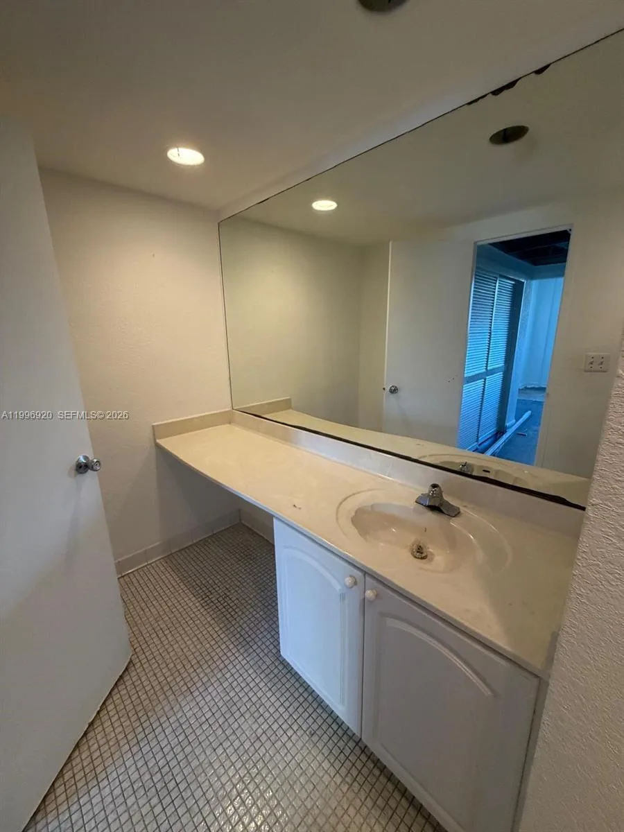 4001 S Ocean Dr # 4H, Hollywood, FL 33019 photo 8
