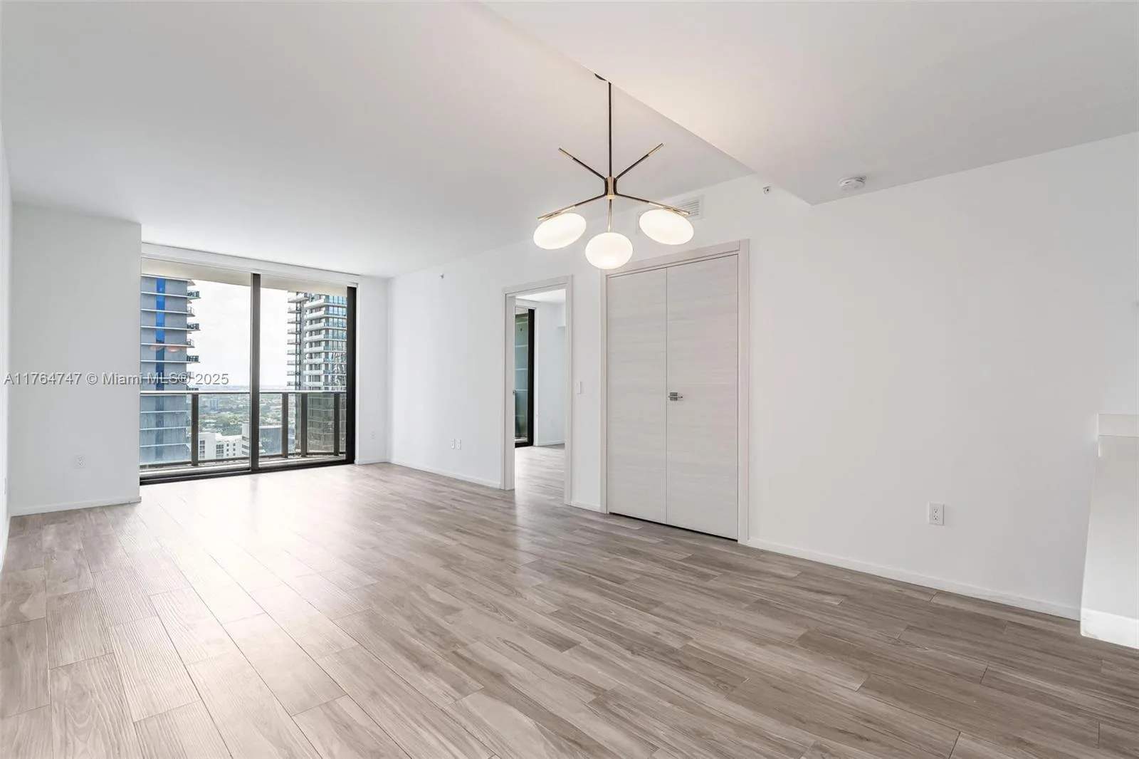 801 S Miami Ave # 3110, Miami, FL 33130 photo 12