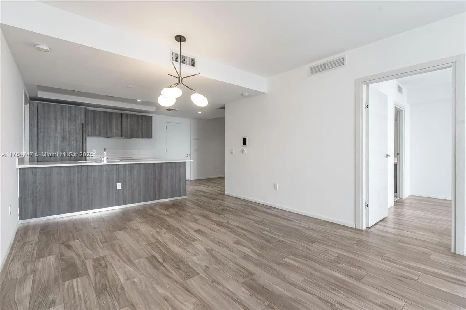801 S Miami Ave # 3110, Miami, FL 33130 photo 7