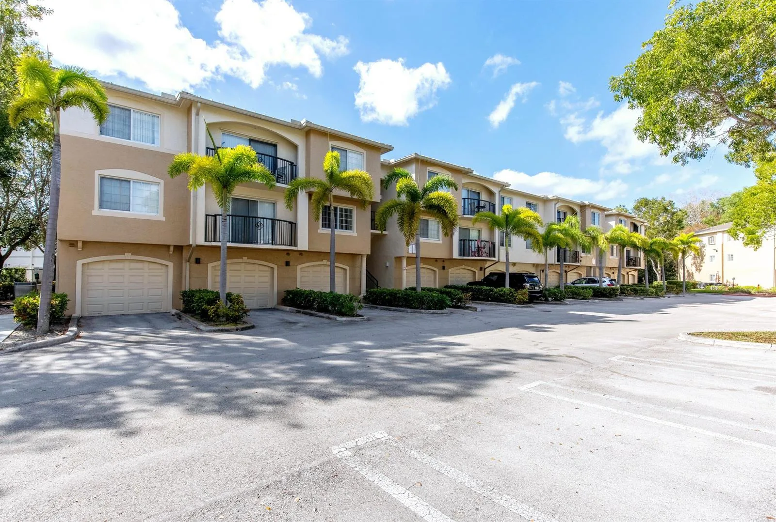 1100 Crestwood Court S # 1110, Royal Palm Beach, FL 33411