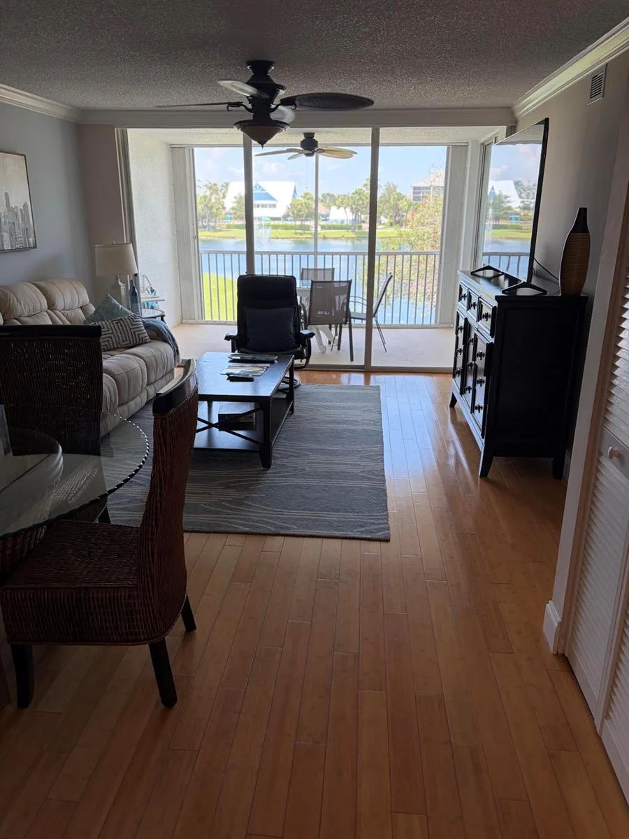 353 S US Hwy 1 # D204, Jupiter, FL 33477