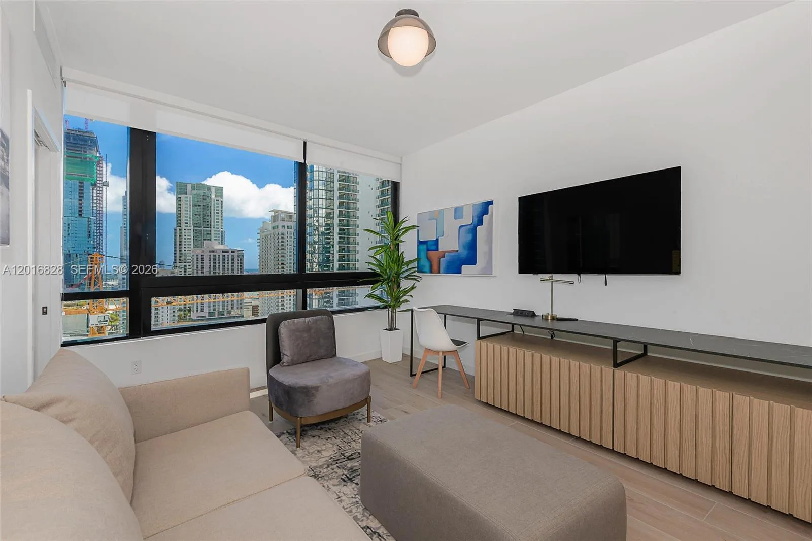 225 N Miami Ave # 2801, Miami, FL 33128 photo 10