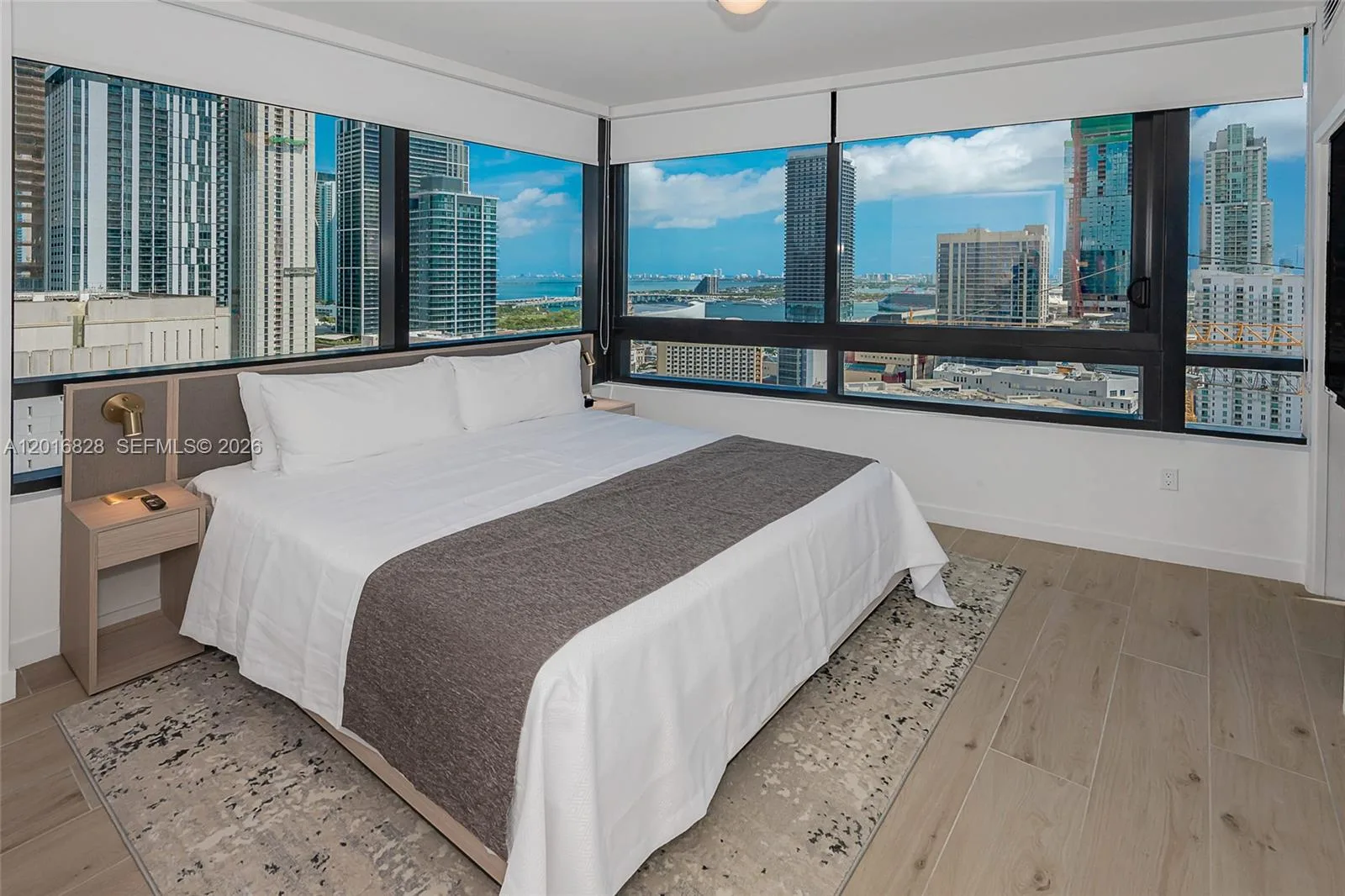 225 N Miami Ave # 2801, Miami, FL 33128 photo 2