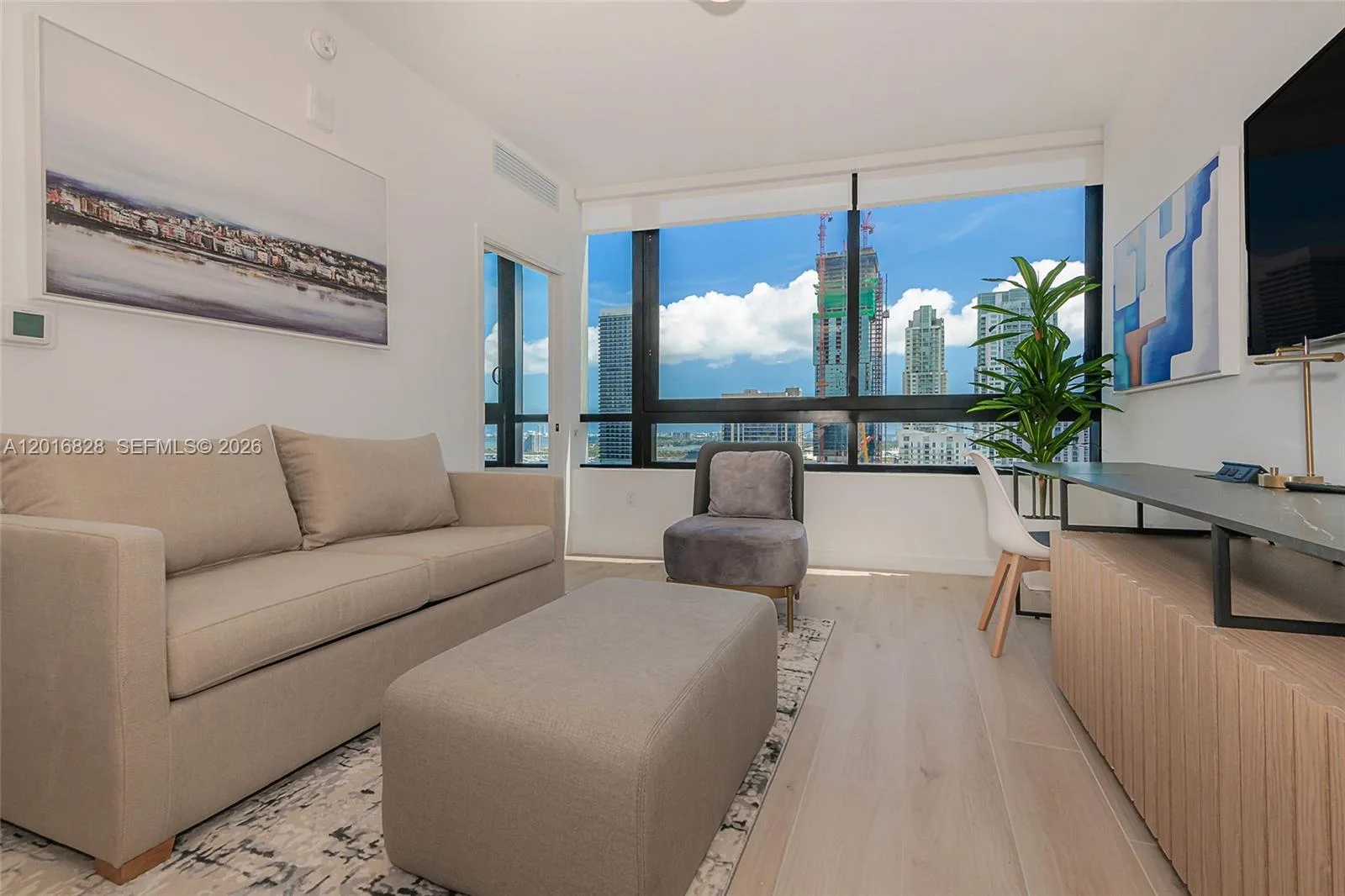 225 N Miami Ave # 2801, Miami, FL 33128 photo 9