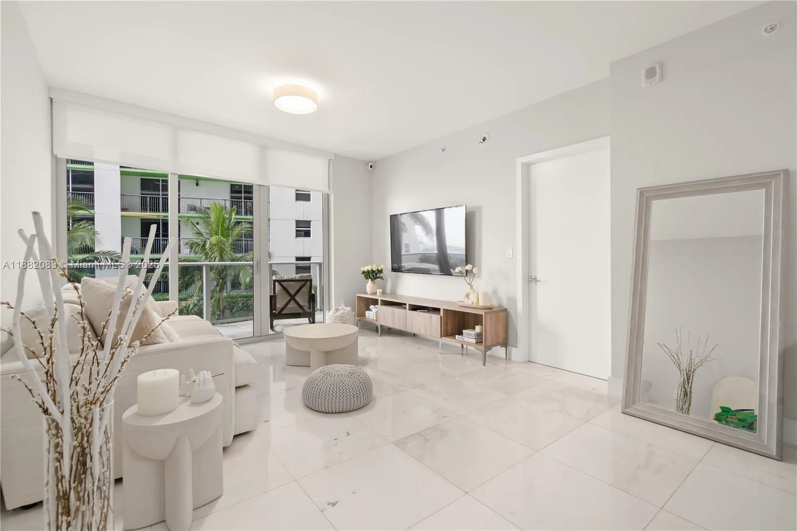488 NE 18th St # 1508, Miami, FL 33132 photo 8