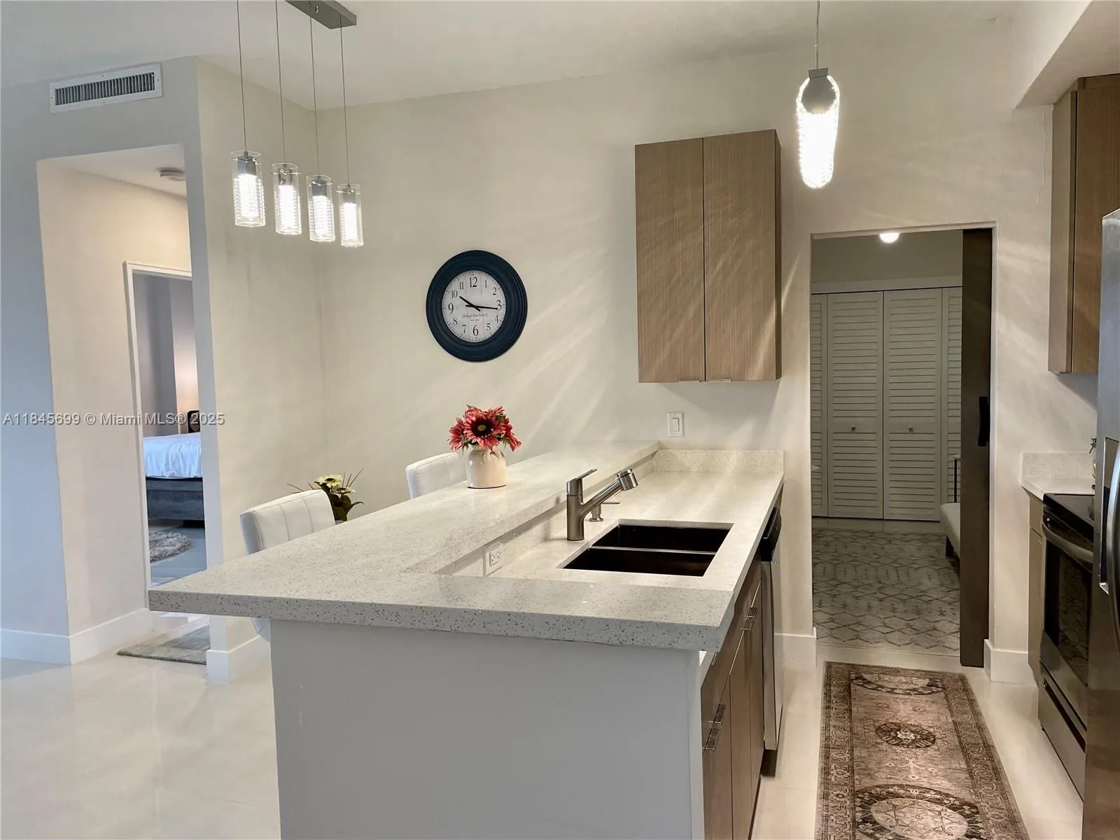10185 Collins Ave # PH06(+DEN), Bal Harbour, FL 33154 photo 2