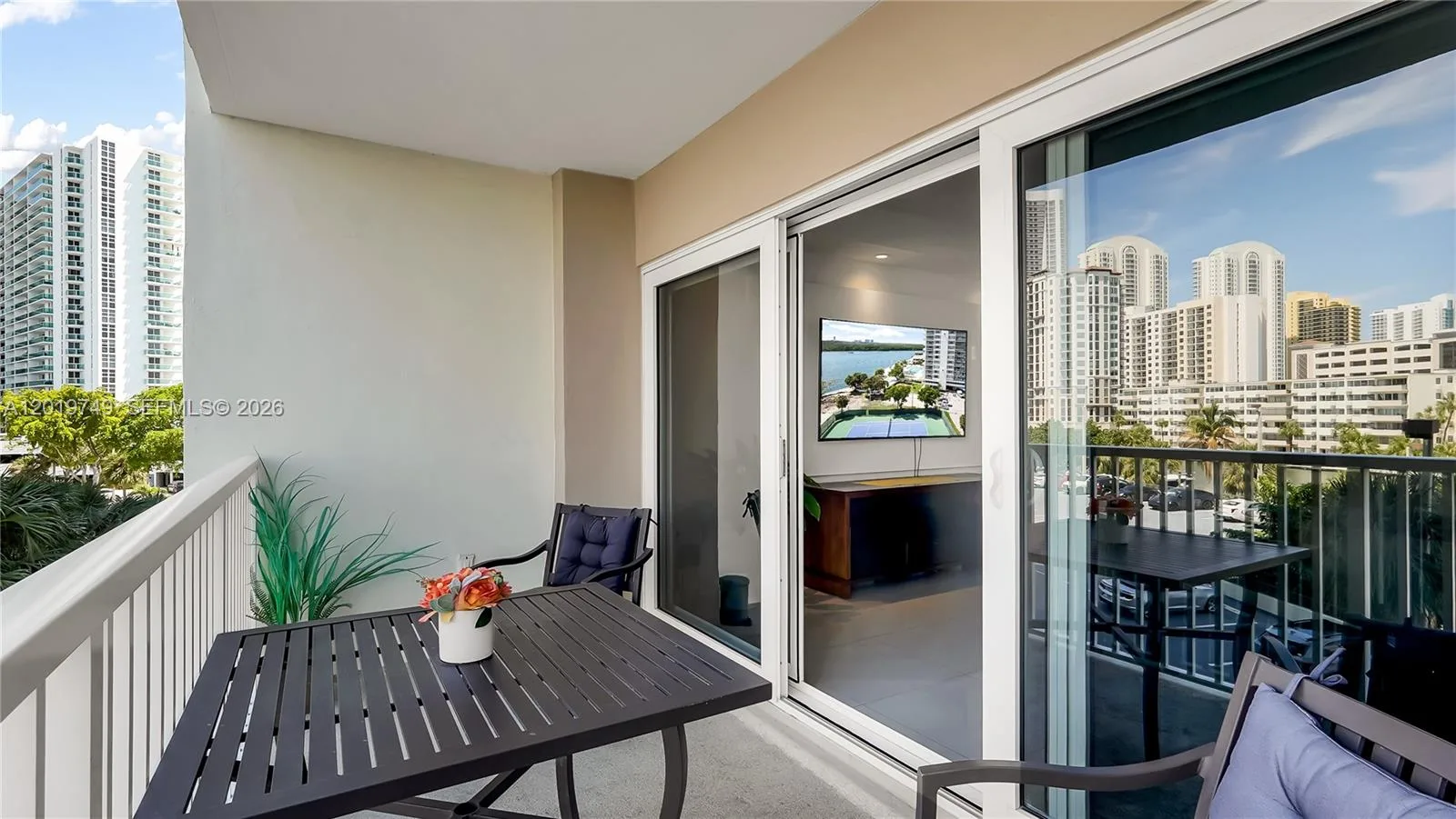 300 Bayview Dr # 307, Sunny Isles Beach, FL 33160 photo 10