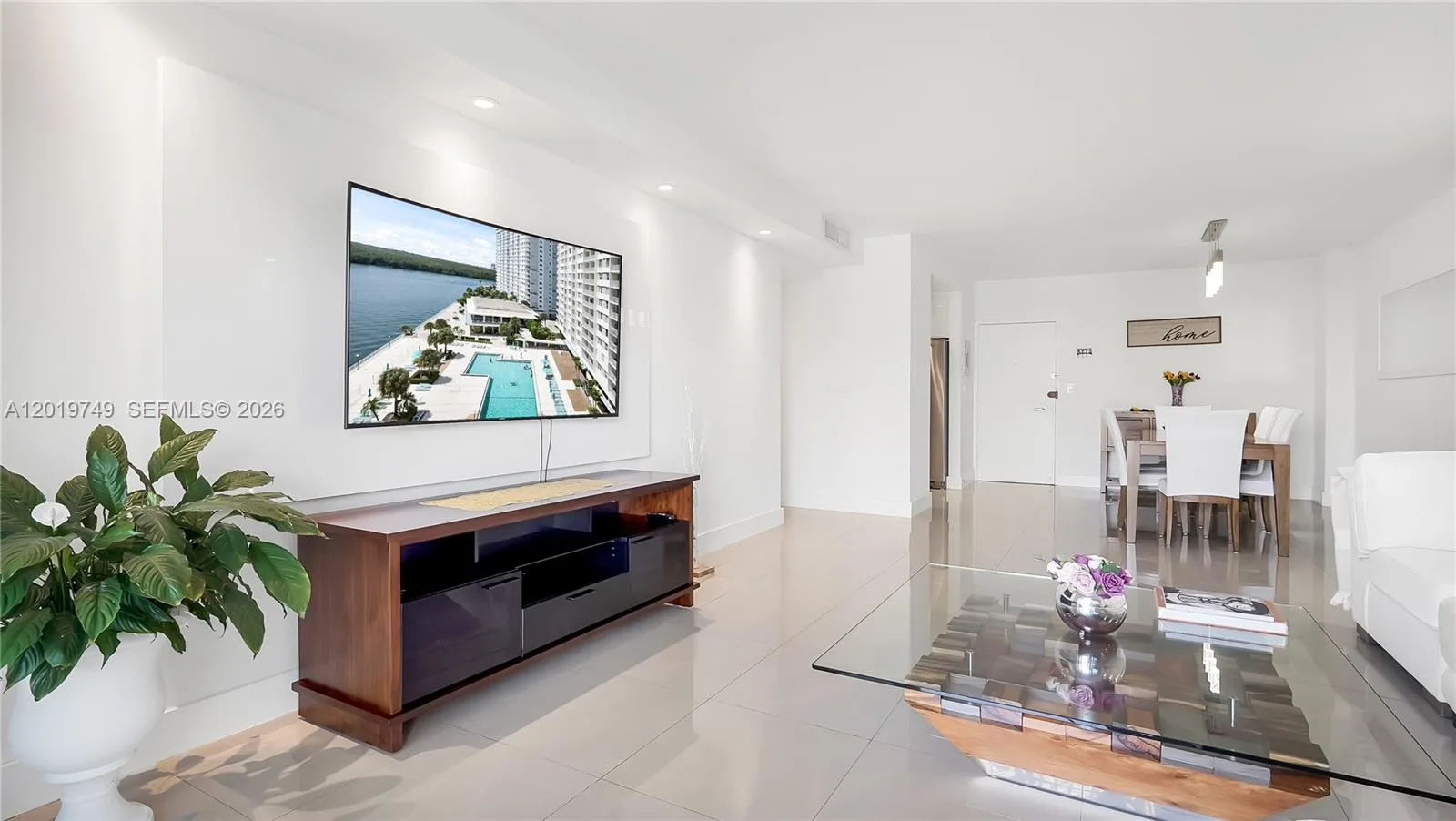 300 Bayview Dr # 307, Sunny Isles Beach, FL 33160 photo 9