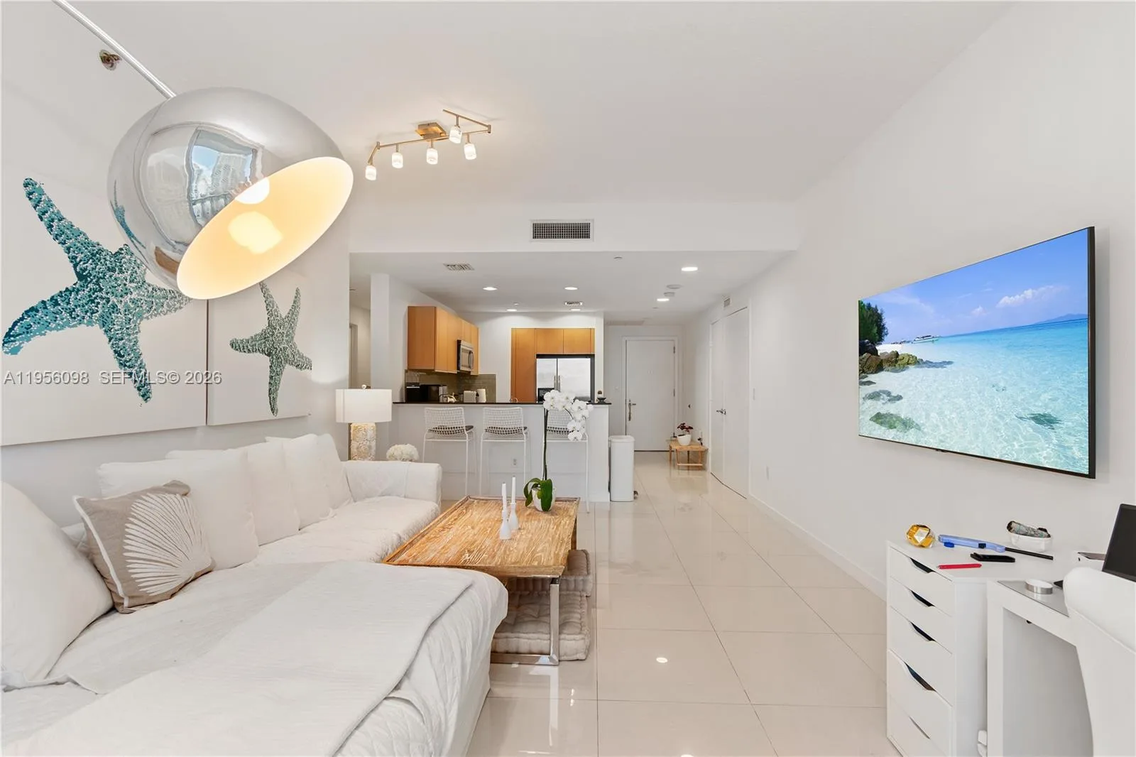 1060 Brickell Ave # 2207, Miami, FL 33131