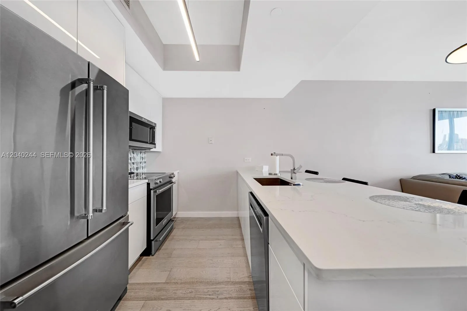 888 Biscayne Blvd # 3907, Miami, FL 33132 photo 5