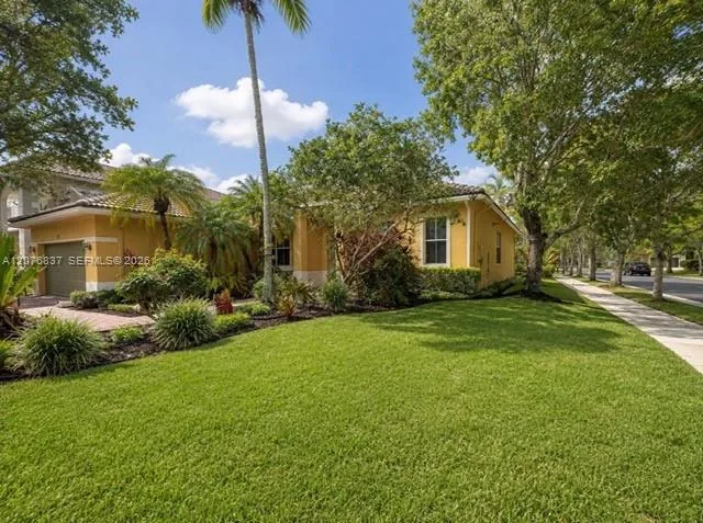1213 Skylark Dr # 0, Weston, FL 33327
