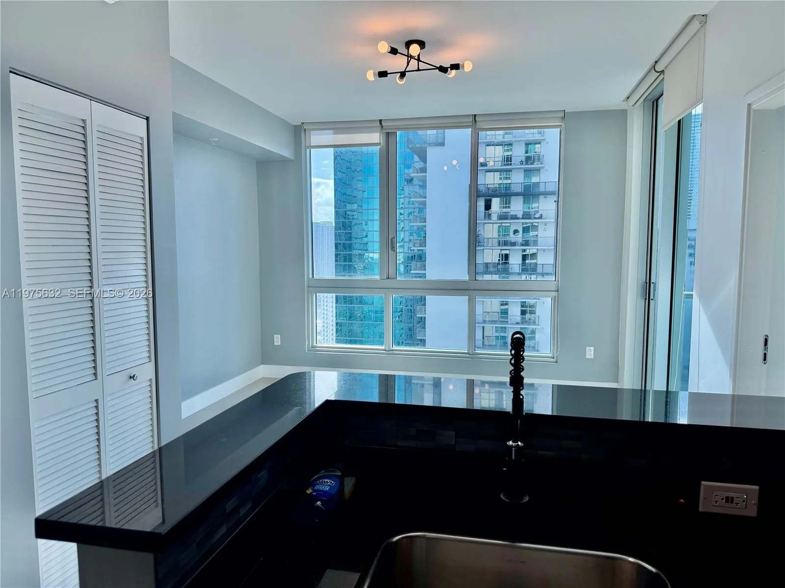 300 S Biscayne Blvd # 3011, Miami, FL 33131 photo 9