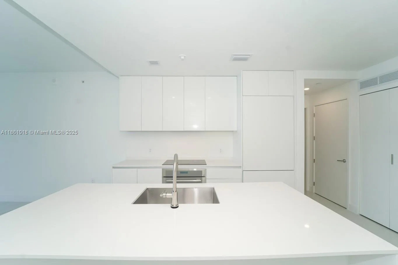 700 NE 24th St # 2904, Miami, FL 33137 photo 10