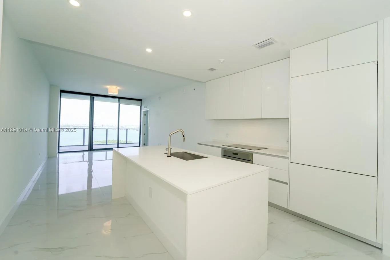 700 NE 24th St # 2904, Miami, FL 33137 photo 8