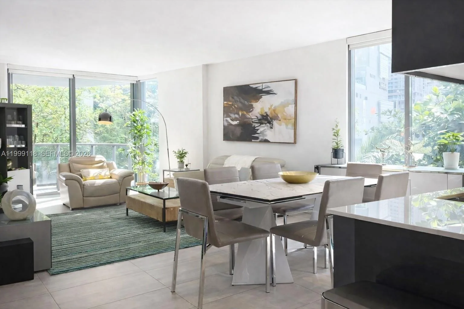 31 SE 6th St # 301, Miami, FL 33131