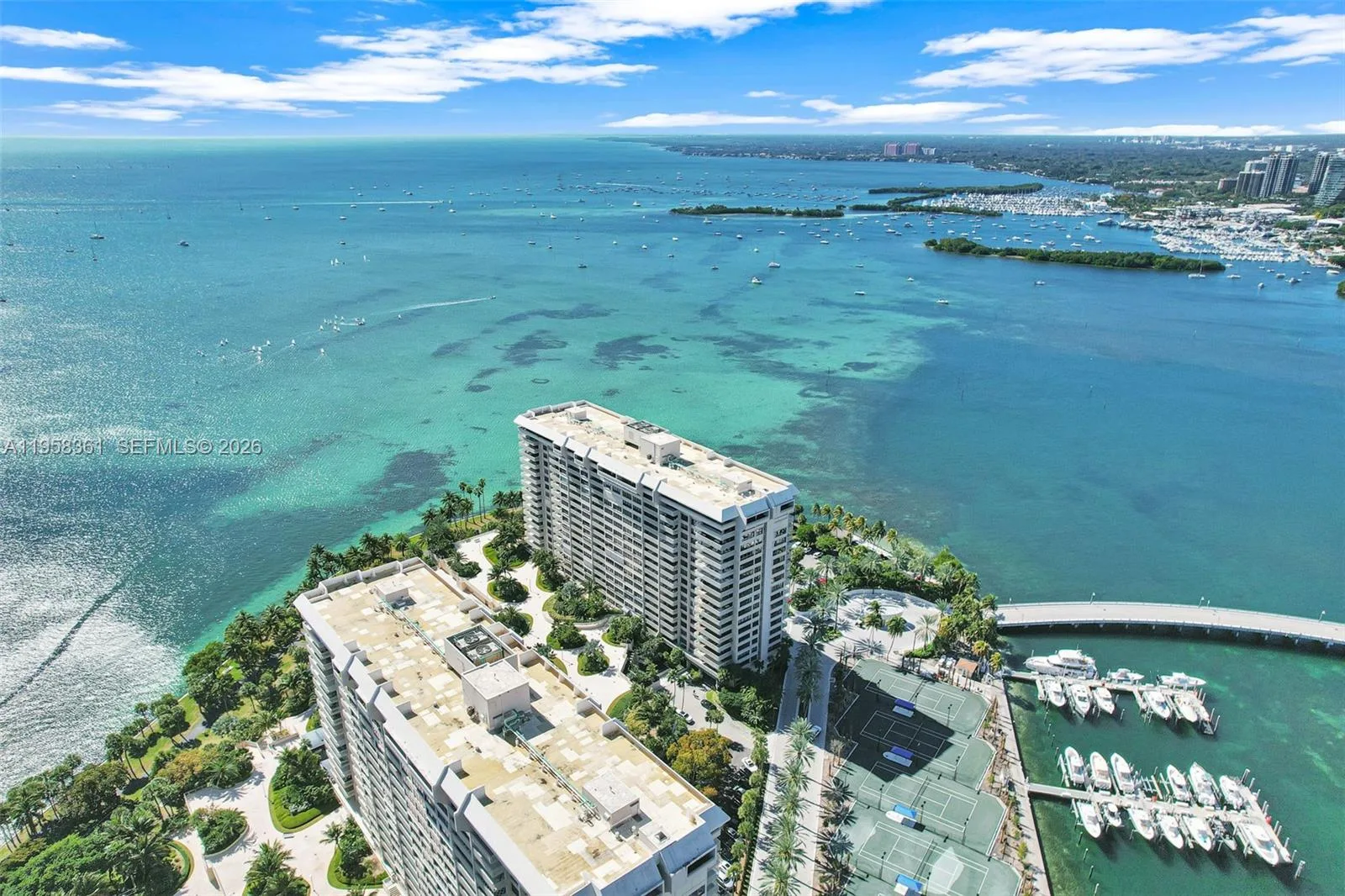 1 Grove Isle Dr # A1110, Miami, FL 33133