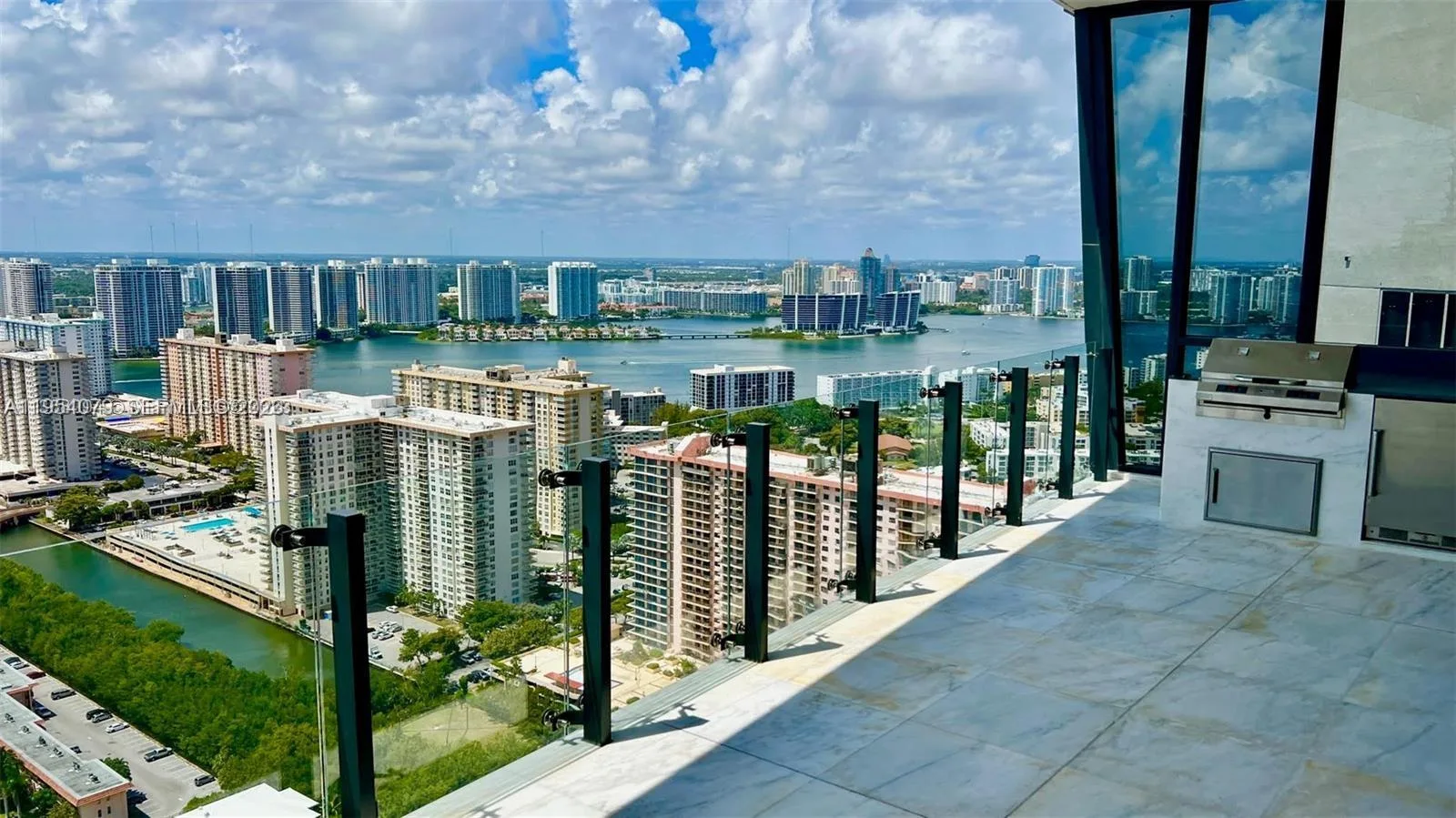 Muse Residences – photo 9