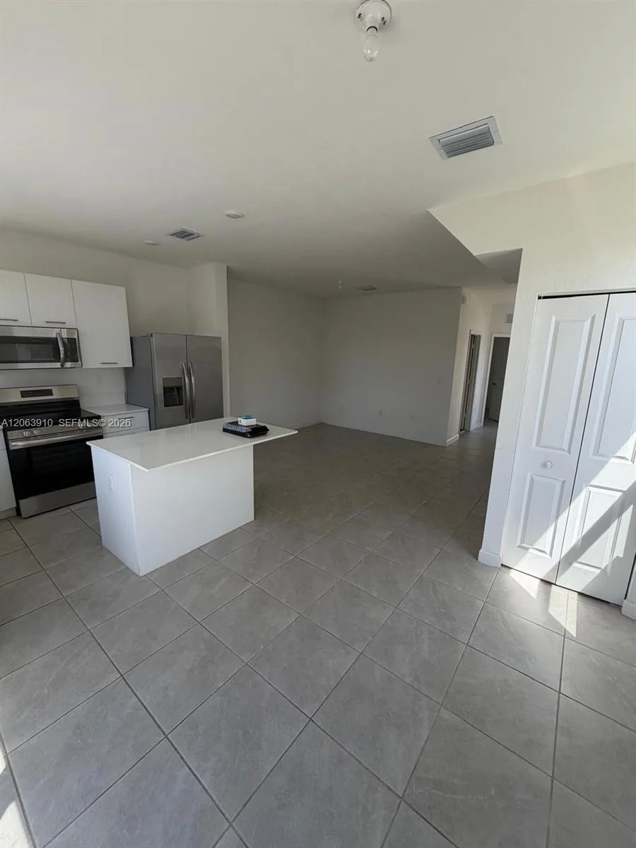 12527 NW 24 AVE # 12527, Miami, FL 33167 photo 8