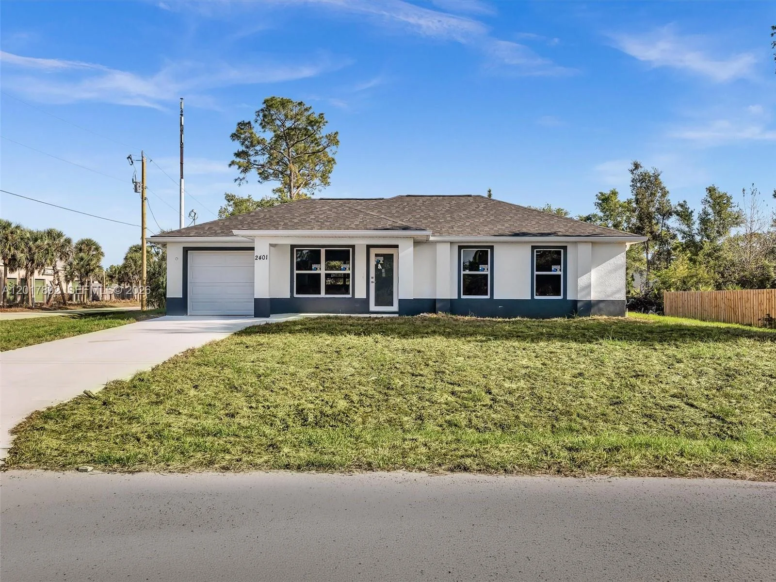 2401 E 11th St, Lehigh Acres, FL 33936