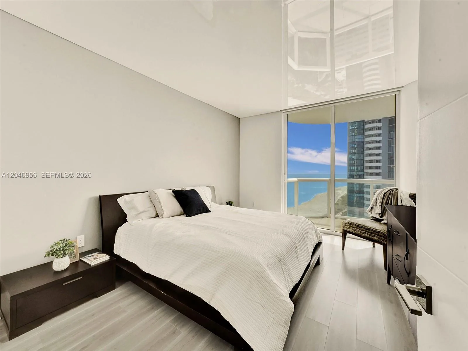6365 Collins Ave # 2407, Miami Beach, FL 33141 photo 6