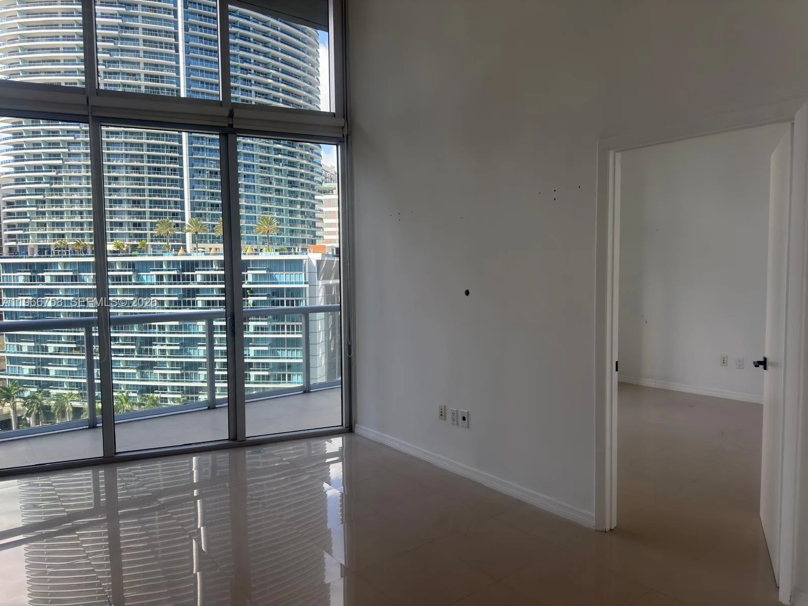 465 Brickell ave. # 1504, Miami, FL 33131 photo 2