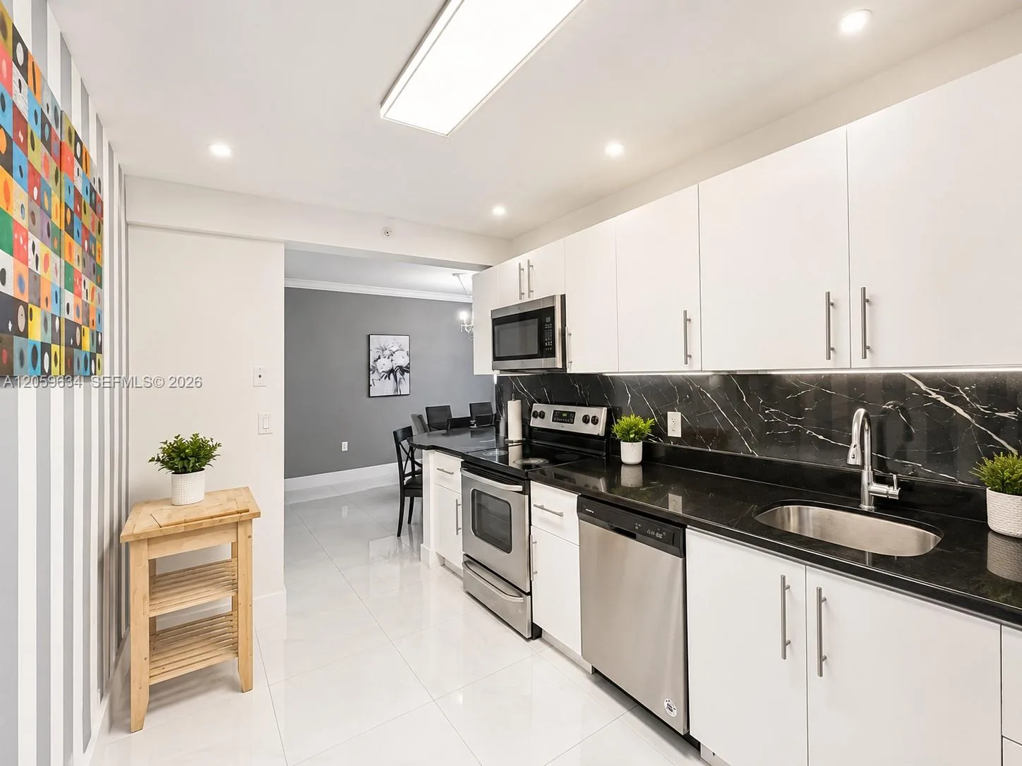 401 69th St # 304, Miami Beach, FL 33141 photo 12