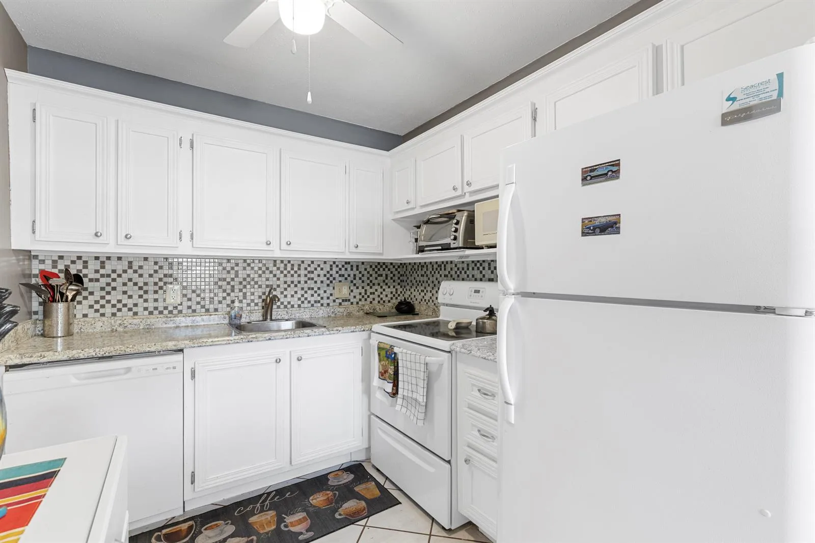 159 Newport J, Deerfield Beach, FL 33442