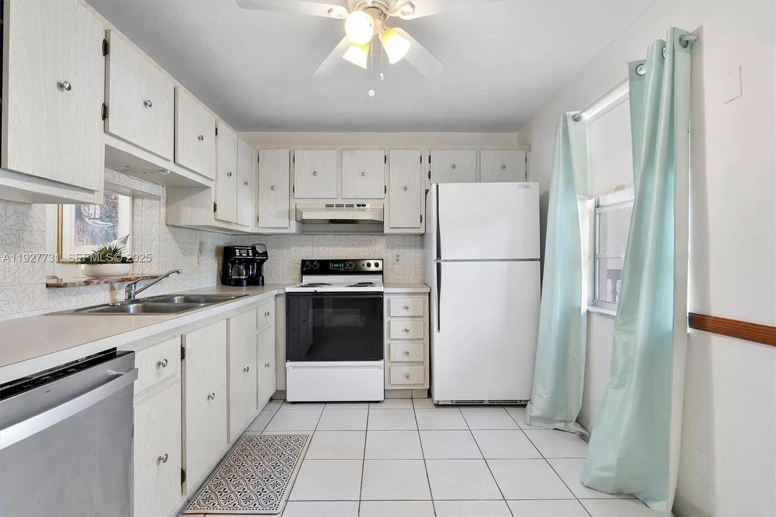 324 SE 10th St # 203, Dania Beach, FL 33004 photo 13