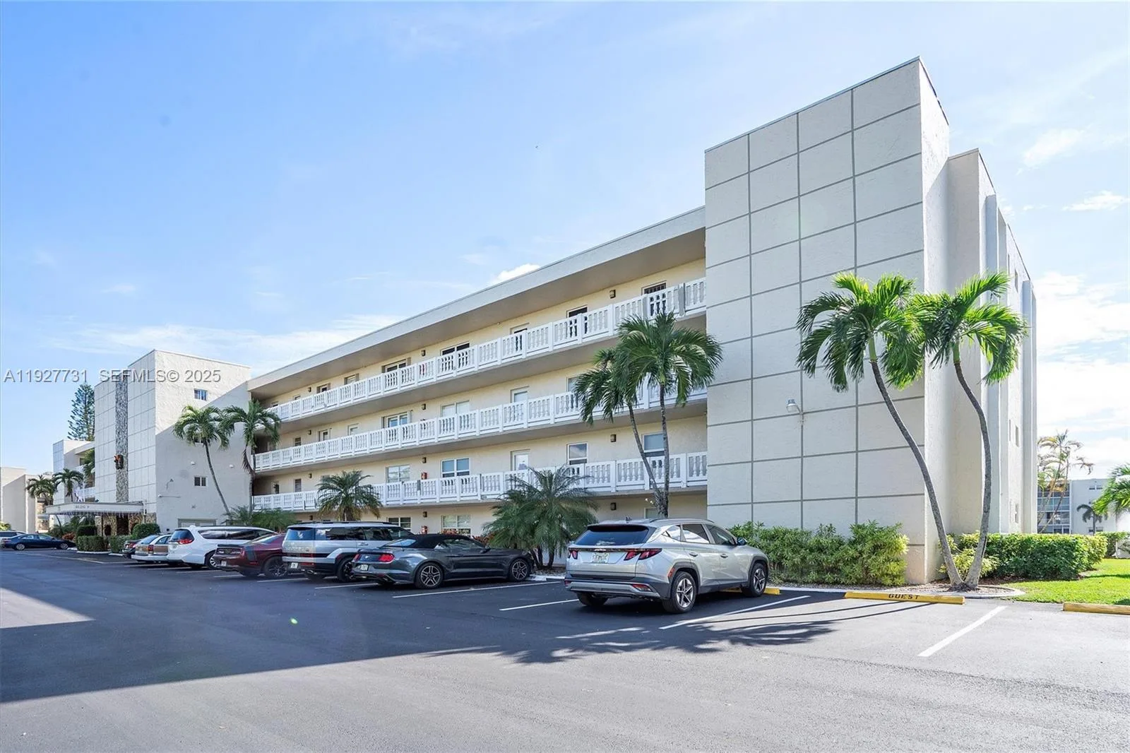 324 SE 10th St # 203, Dania Beach, FL 33004 photo 2