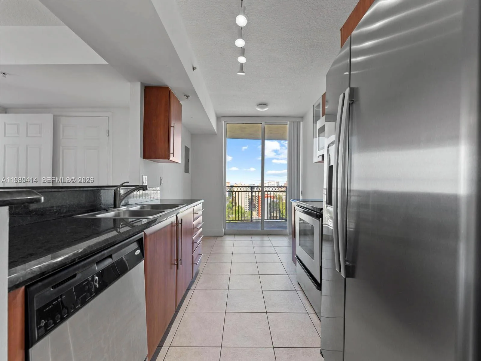 3232 SW 22nd Ter # 1609, Miami, FL 33145 photo 9