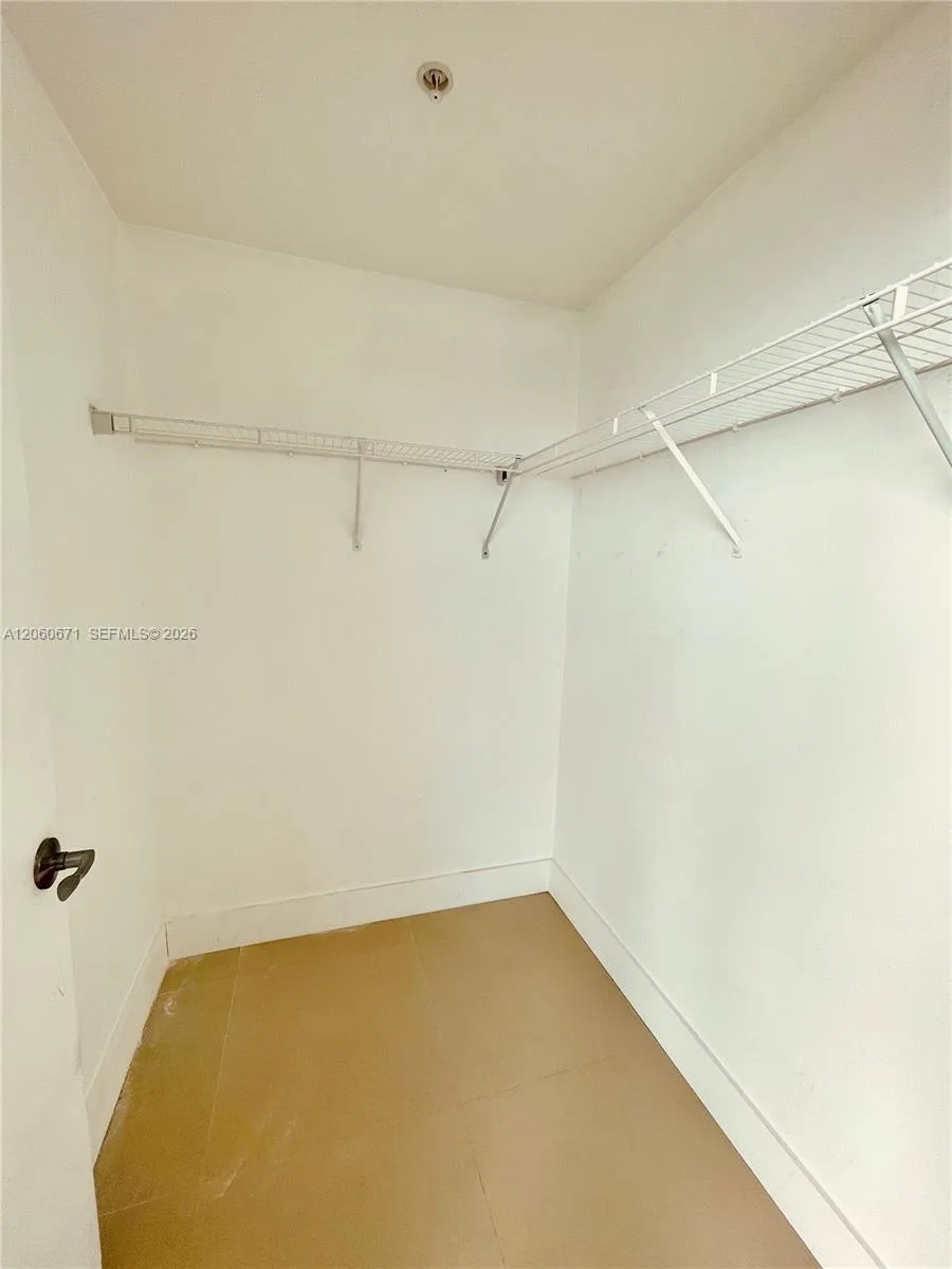 244 Biscayne Blvd # 4307, Miami, FL 33132 photo 9