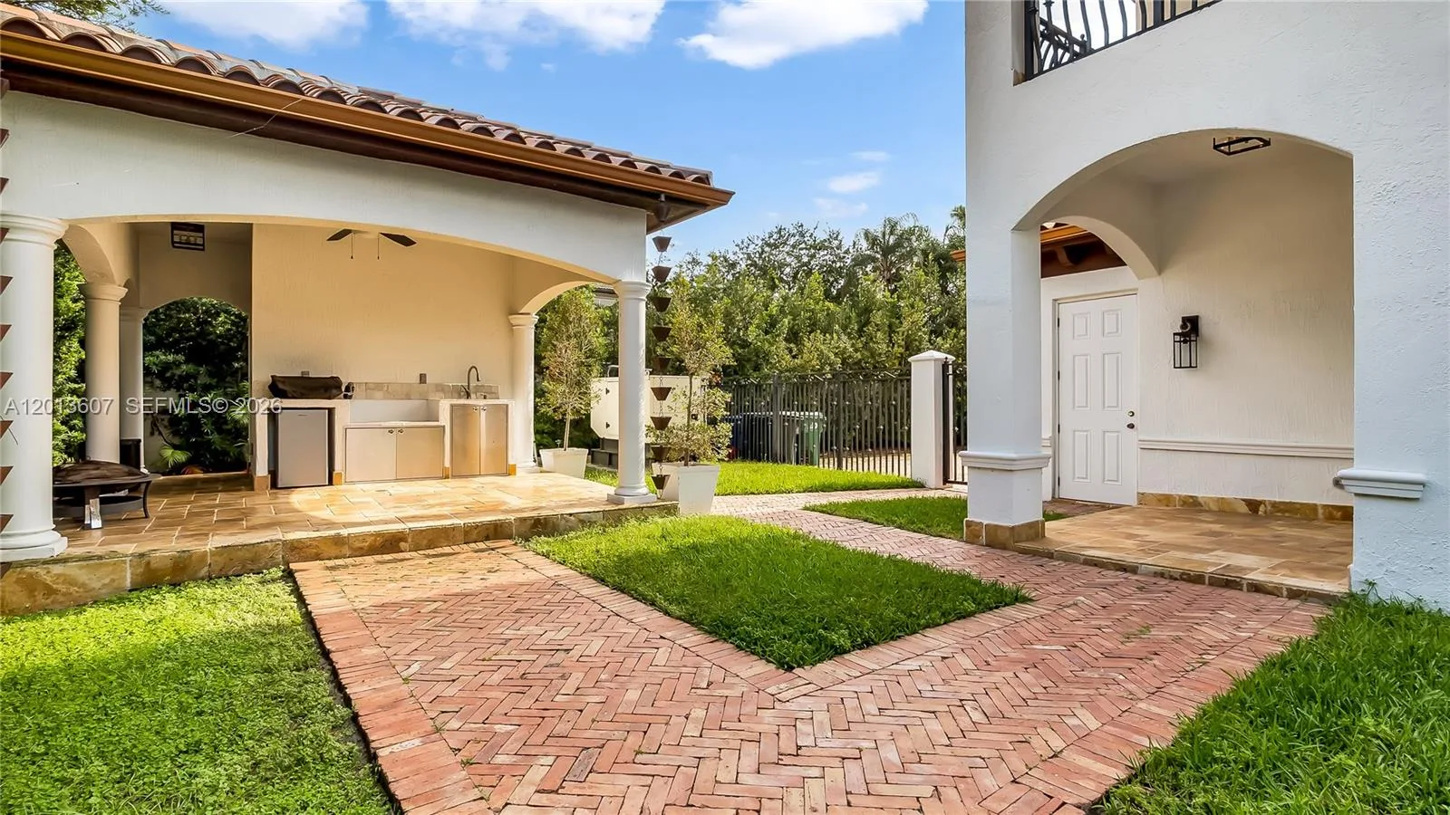 16763 NW 77th Path, Miami Lakes, FL 33016 photo 8