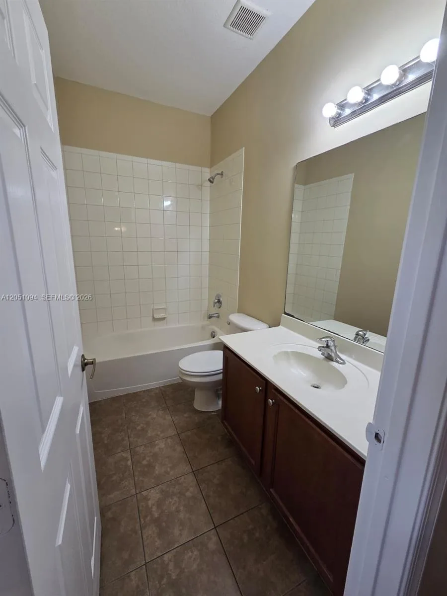 2851 W Prospect Rd # 404, Tamarac, FL 33309 photo 11