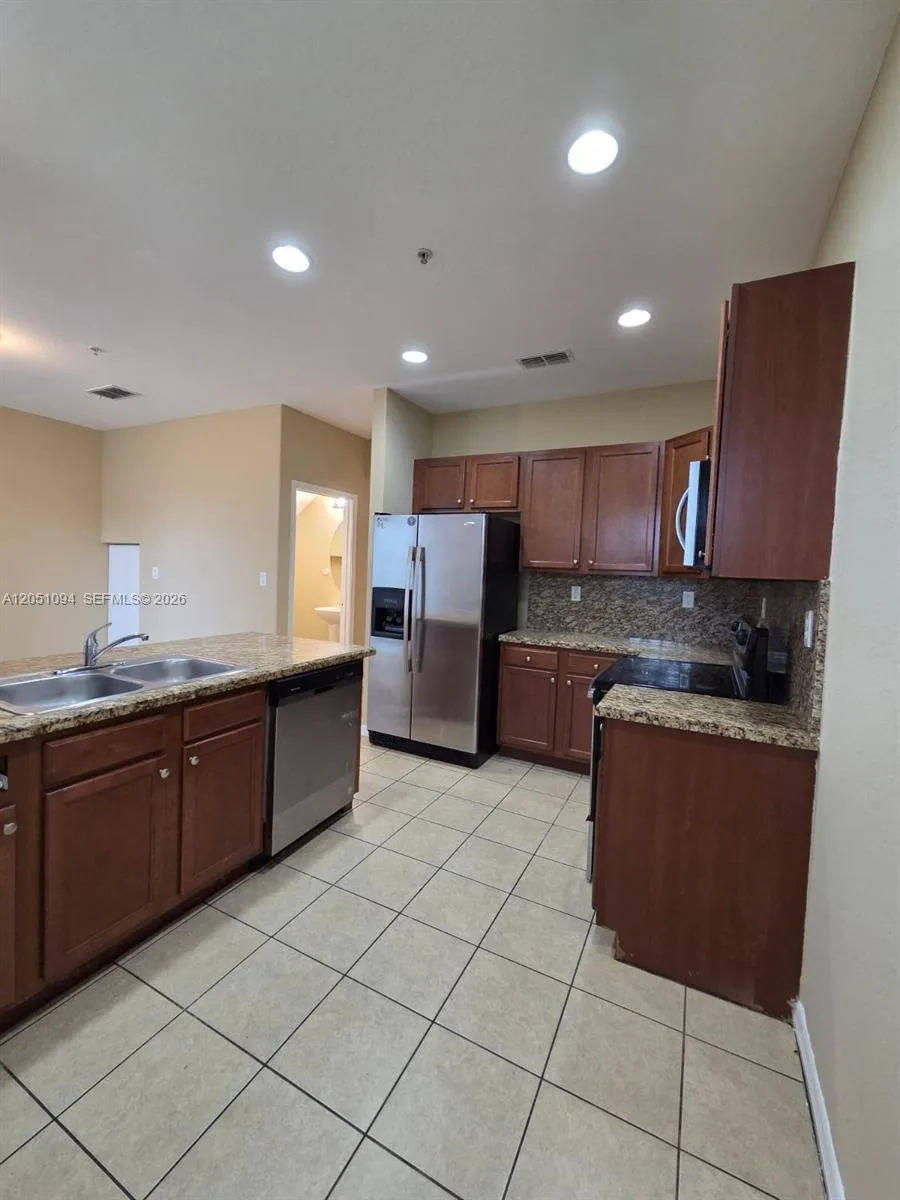 2851 W Prospect Rd # 404, Tamarac, FL 33309 — zdjęcie 5