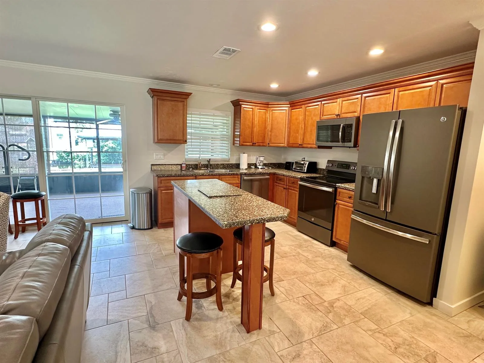 126 Lake Francis Drive, Lake Placid, FL 33852 photo 6