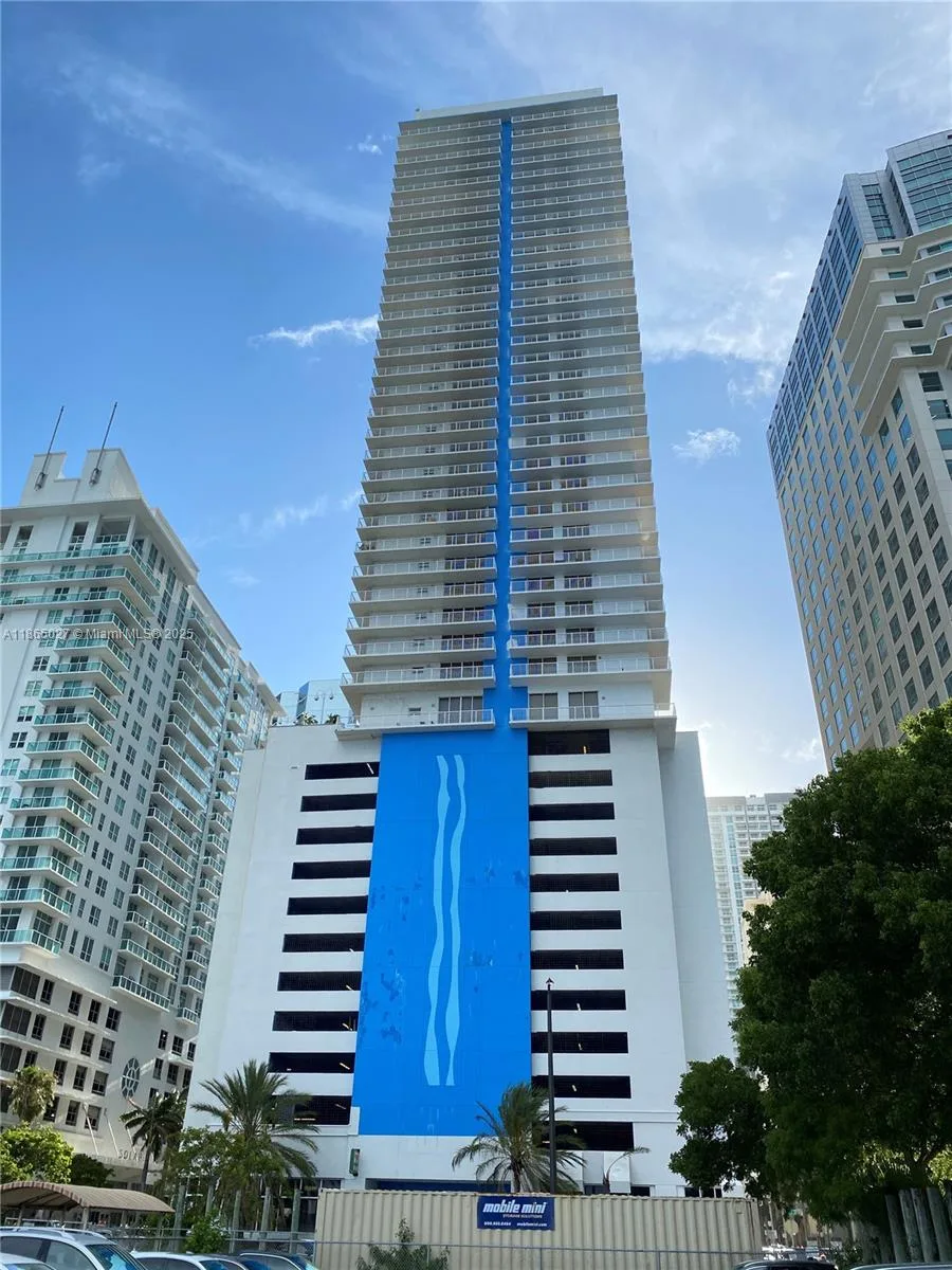 1200 Brickell Bay Dr # 2908, Miami, FL 33131