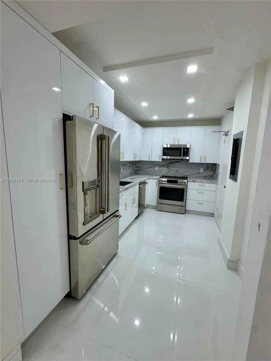 10185 Collins Ave # 606, Bal Harbour, FL 33154 photo 4