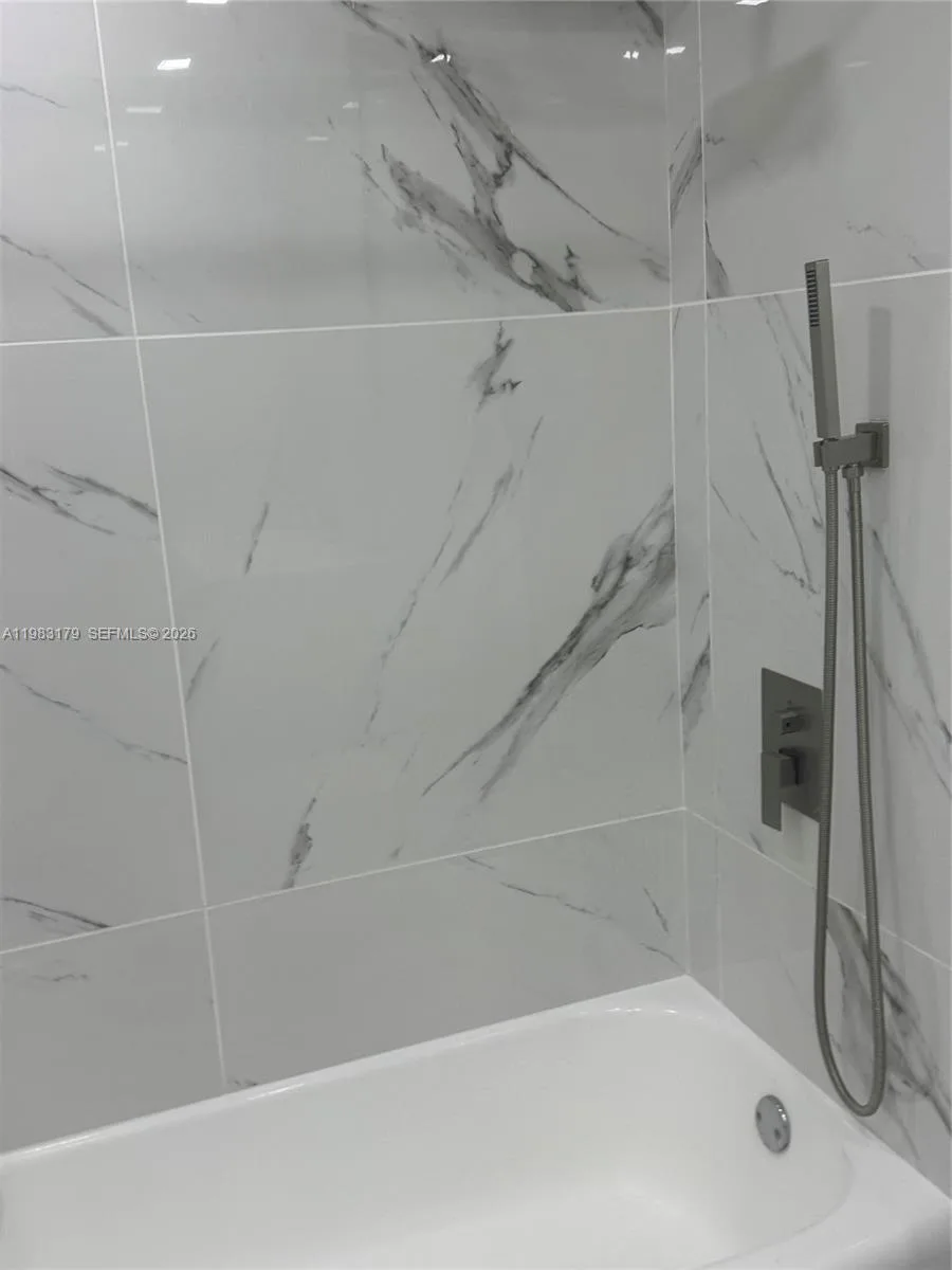 10185 Collins Ave # 606, Bal Harbour, FL 33154 photo 9