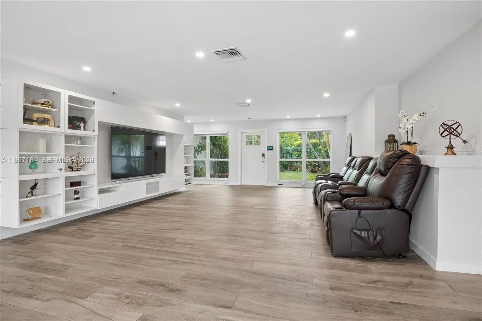 717 NW 30th St, Wilton Manors, FL 33311 photo 10