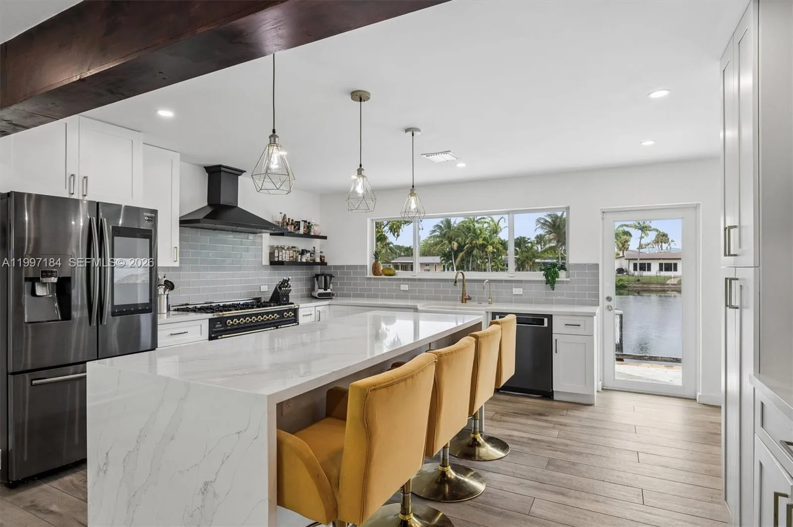 717 NW 30th St, Wilton Manors, FL 33311 photo 3
